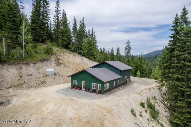 $535,000 | 155 Hammer Lane, Kingston, ID 83839