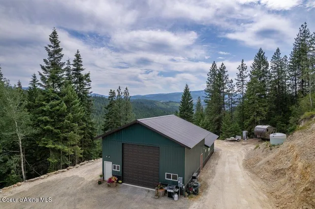 $535,000 | 155 Hammer Lane, Kingston, ID 83839