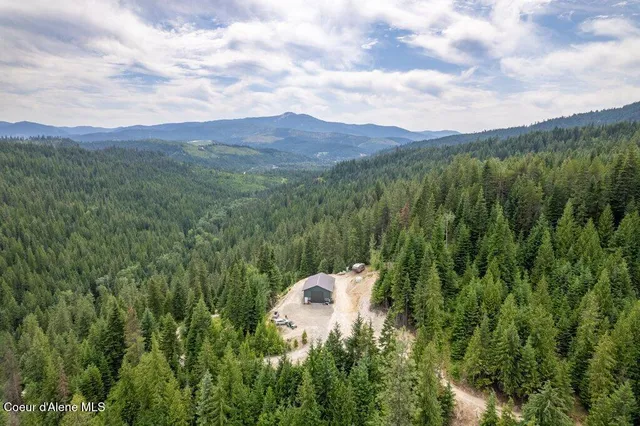 $535,000 | 155 Hammer Lane, Kingston, ID 83839