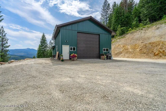 $535,000 | 155 Hammer Lane, Kingston, ID 83839