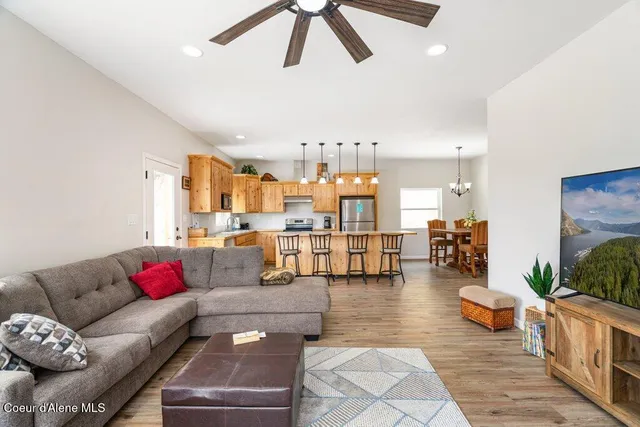 $535,000 | 155 Hammer Lane, Kingston, ID 83839