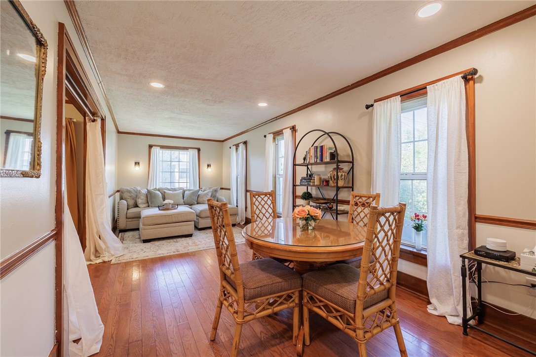 471 Ridge Road Webster, NY 14580 - Photo 8 of 30