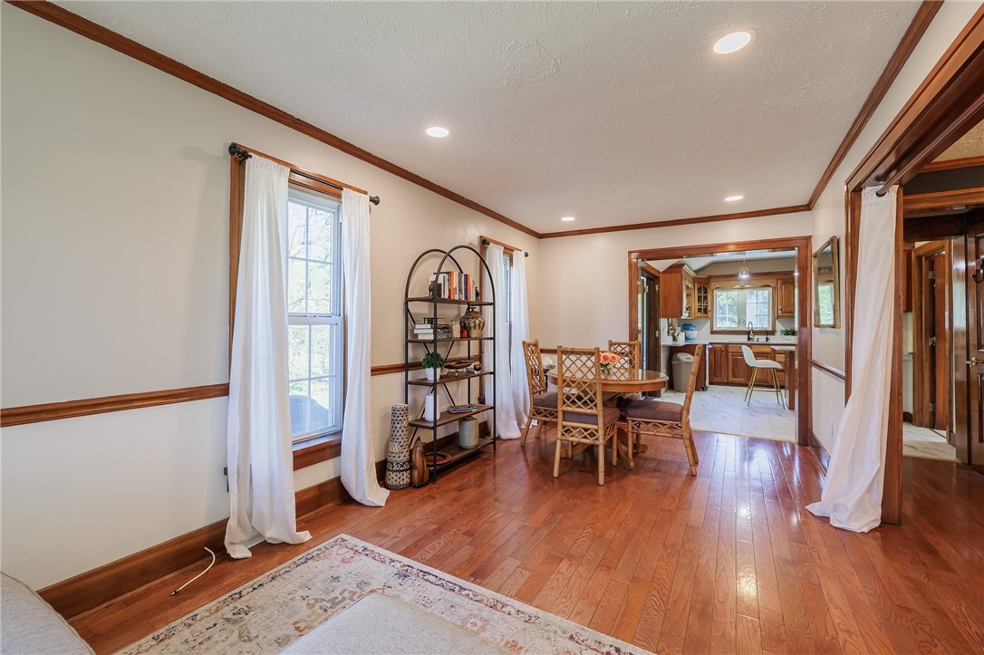 471 Ridge Road Webster, NY 14580 - Photo 10 of 30