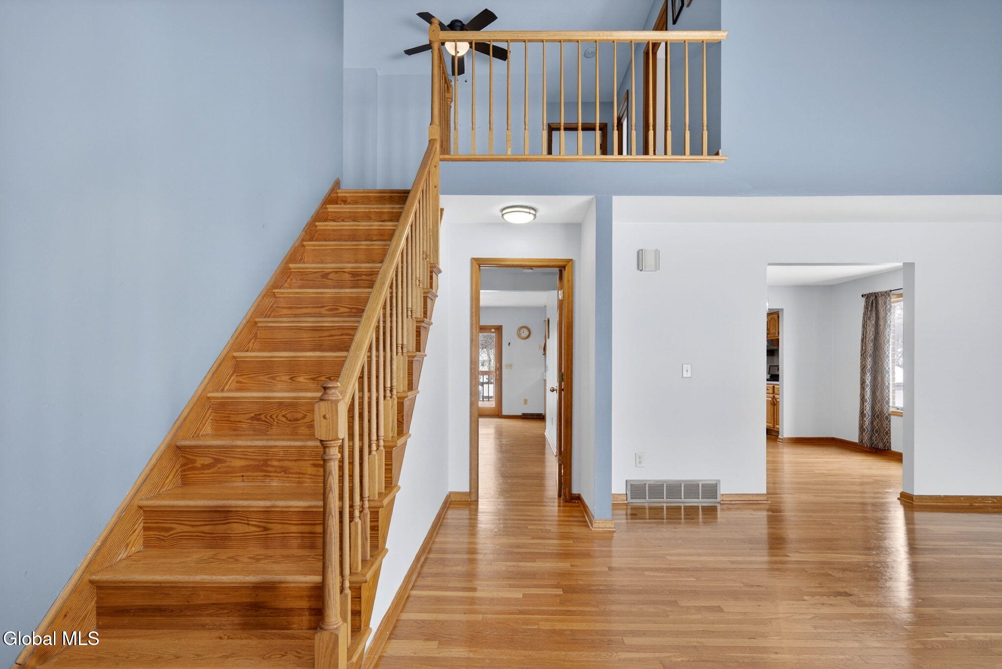 1005 New Scotland Road Albany, NY 12208 - Photo 2 of 50 Interior 01