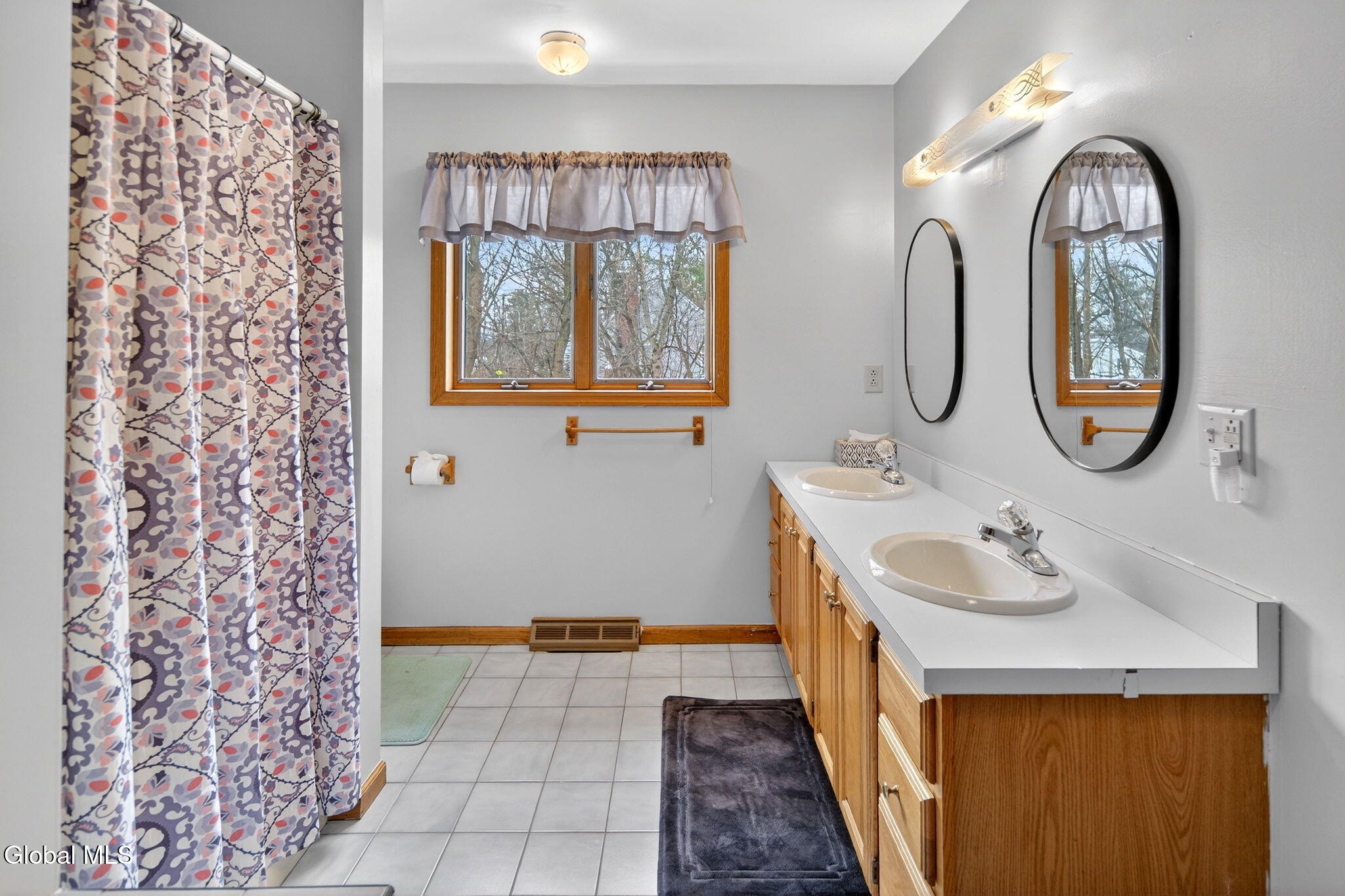 1005 New Scotland Road Albany, NY 12208 - Photo 25 of 50 Interior 24