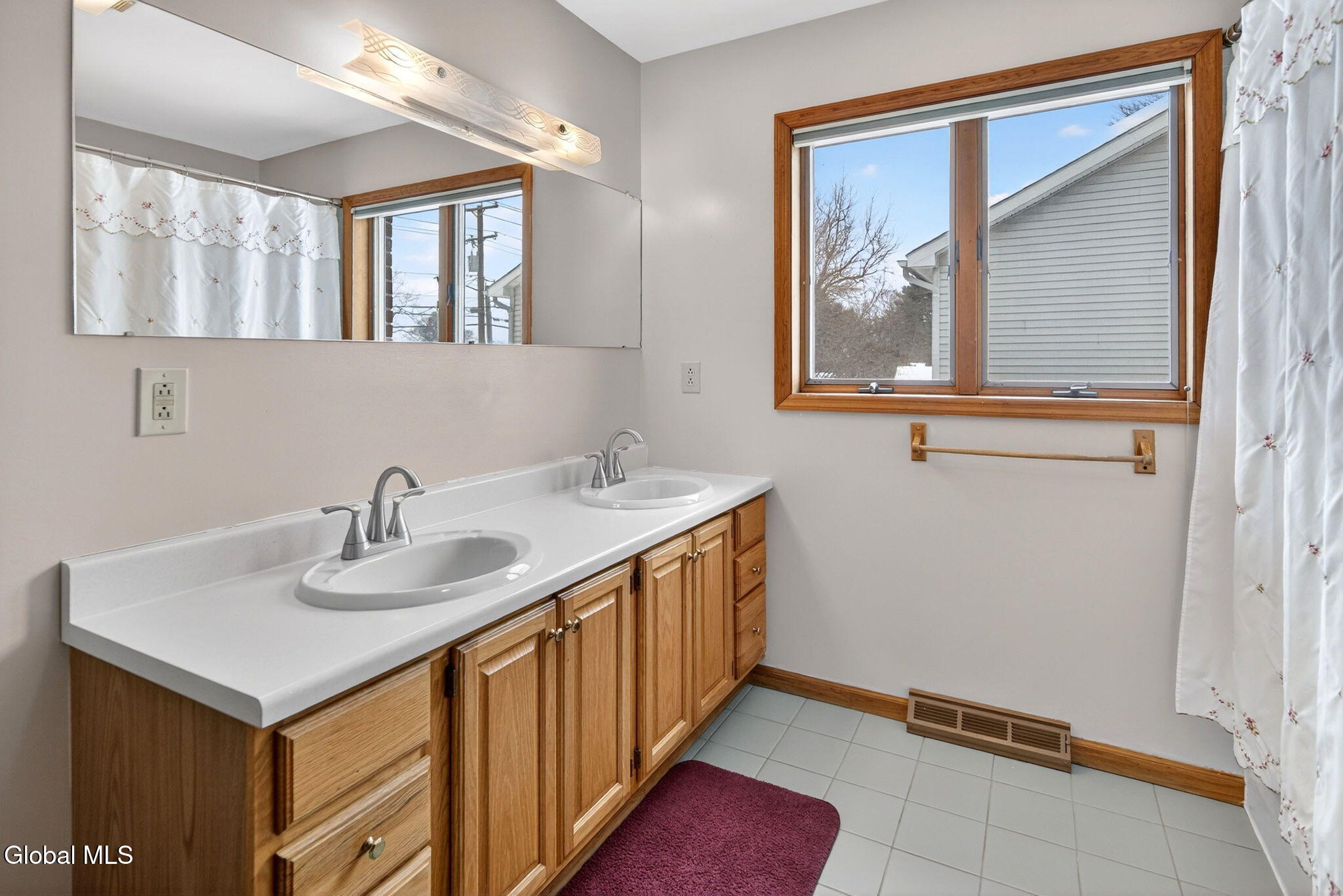 1005 New Scotland Road Albany, NY 12208 - Photo 31 of 50 Interior 31