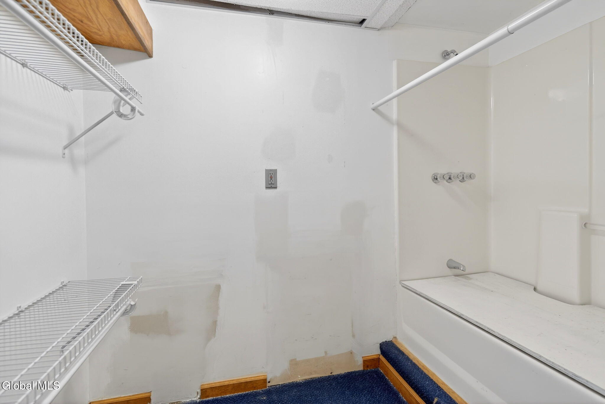 1005 New Scotland Road Albany, NY 12208 - Photo 34 of 50 Interior 34