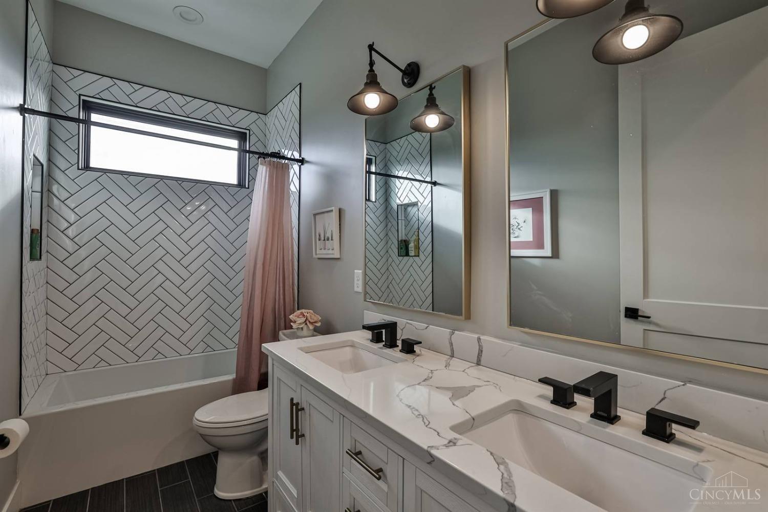 8886 Walnut Ridge West Chester, OH 45069 - Photo 29 of 48 Gallery Image 29