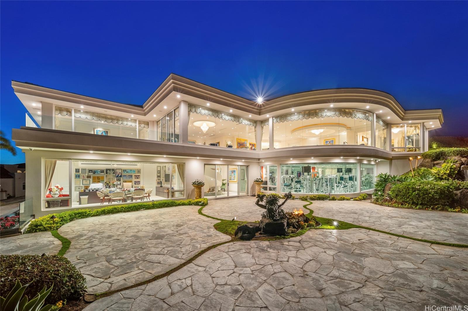828 Moaniala Street Honolulu, HI 96821 - Photo 1 of 1 a view of a building with car parked