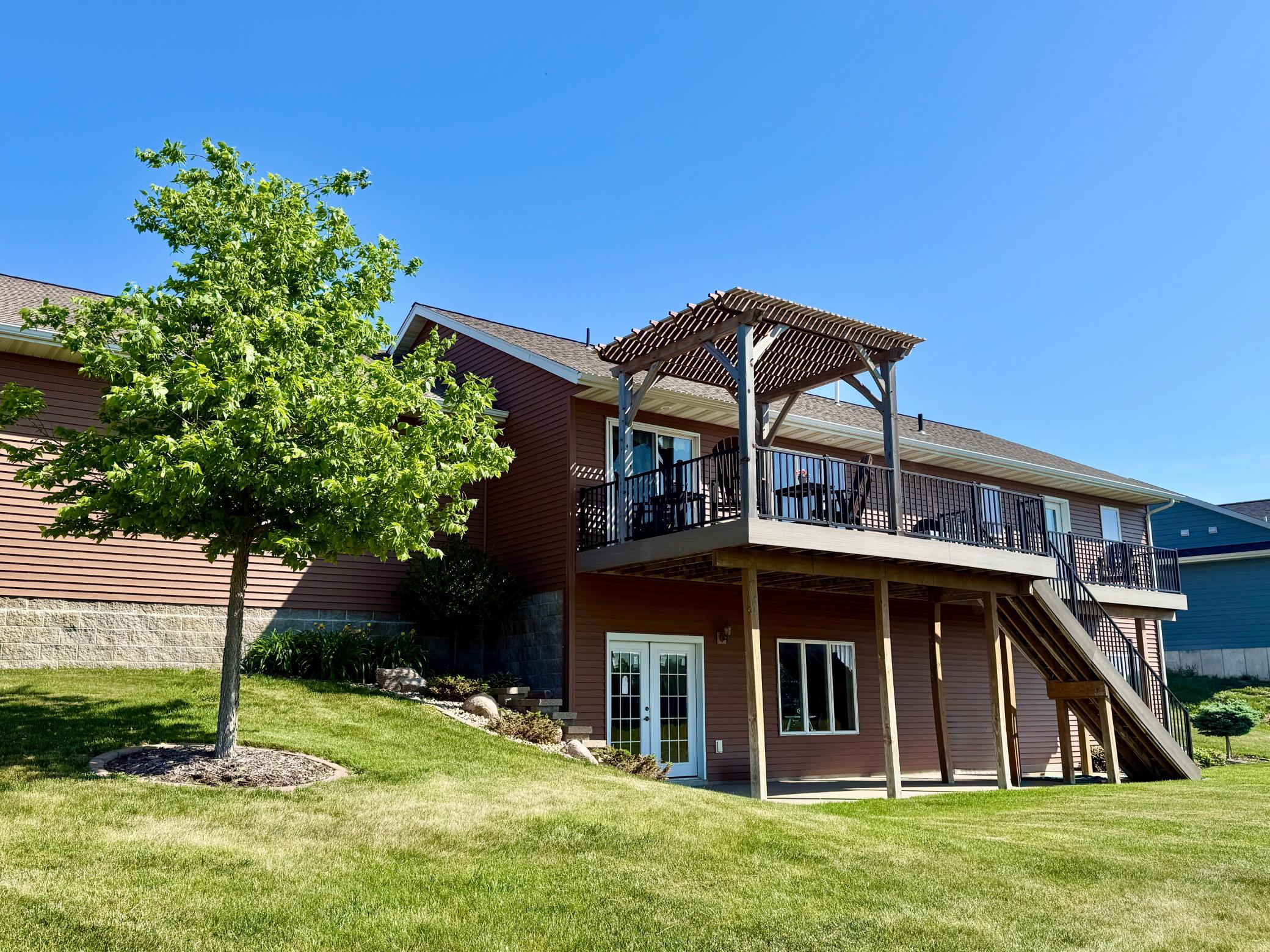 1798 Tiger Ridge Drive Albert Lea, MN 56007 - Photo 2 of 32