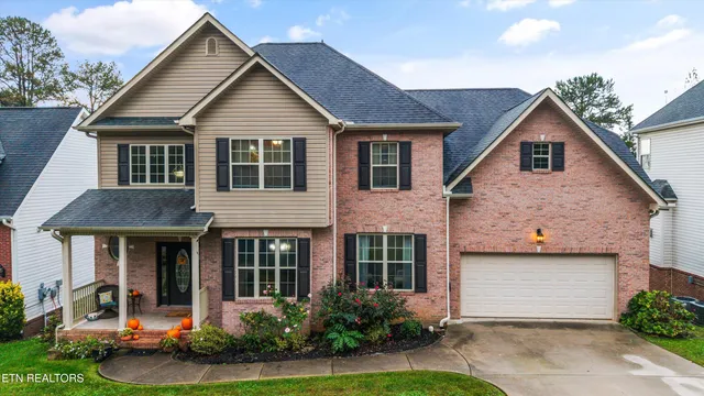 $575,000 | 4424 Platinum Drive, Knoxville, TN 37938
