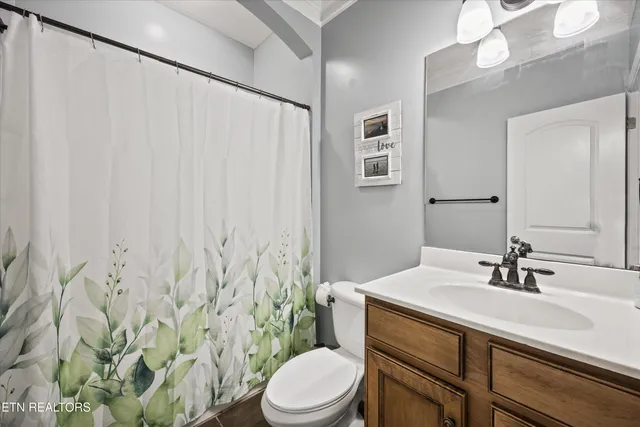 $575,000 | 4424 Platinum Drive, Knoxville, TN 37938