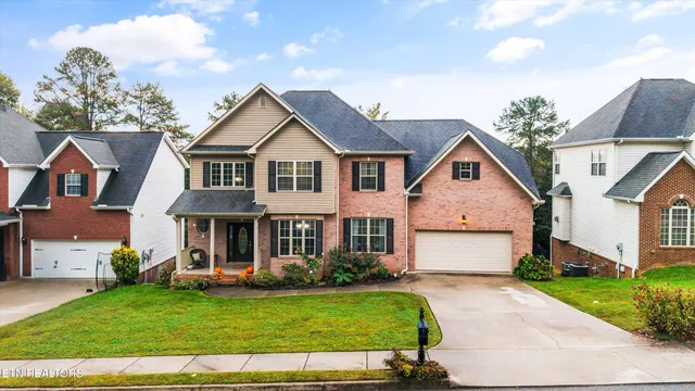 $575,000 | 4424 Platinum Drive, Knoxville, TN 37938