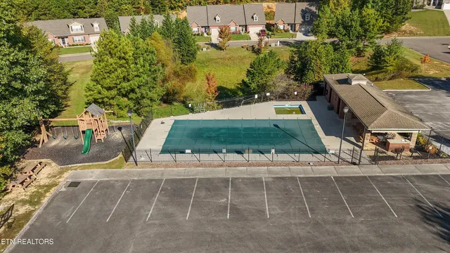 $575,000 | 4424 Platinum Drive, Knoxville, TN 37938