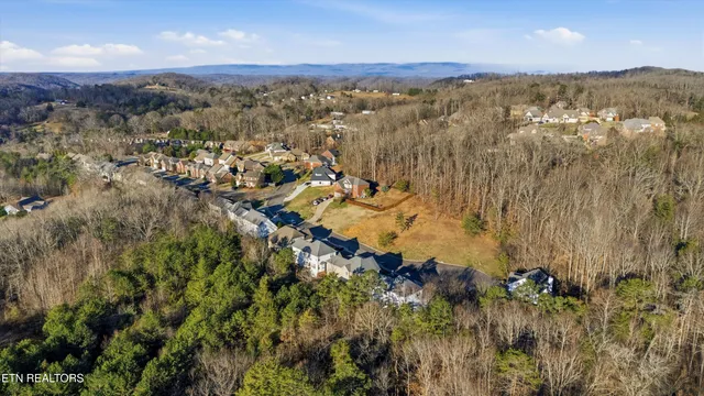 $565,000 | 4424 Platinum Drive, Knoxville, TN 37938