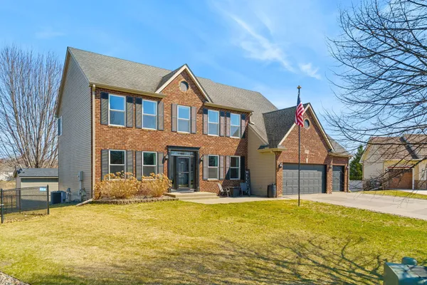 $649,900 | 20390 Enright Way, Farmington, MN 55024
