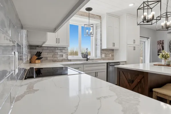 $649,900 | 20390 Enright Way, Farmington, MN 55024