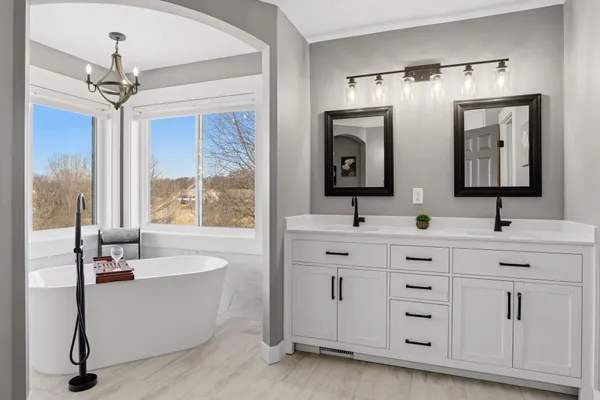 $649,900 | 20390 Enright Way, Farmington, MN 55024