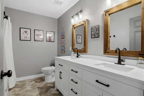 $649,900 | 20390 Enright Way, Farmington, MN 55024