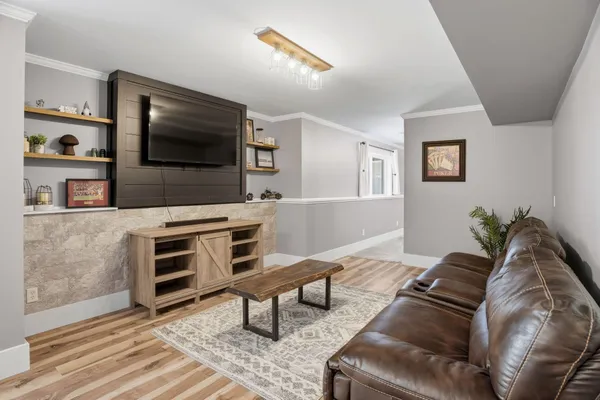 $649,900 | 20390 Enright Way, Farmington, MN 55024