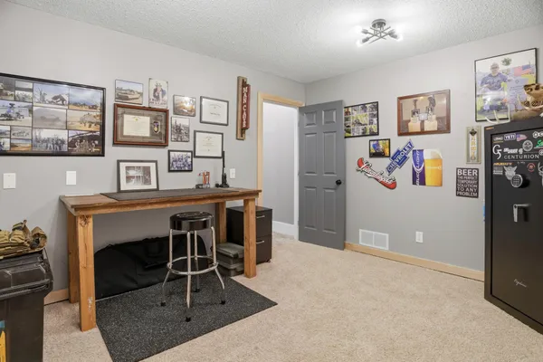 $649,900 | 20390 Enright Way, Farmington, MN 55024