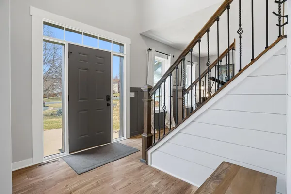 $649,900 | 20390 Enright Way, Farmington, MN 55024