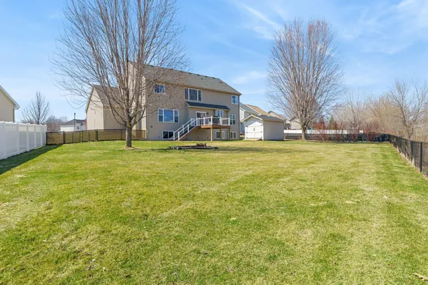 $649,900 | 20390 Enright Way, Farmington, MN 55024