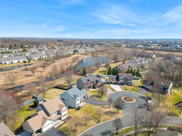 $649,900 | 20390 Enright Way, Farmington, MN 55024