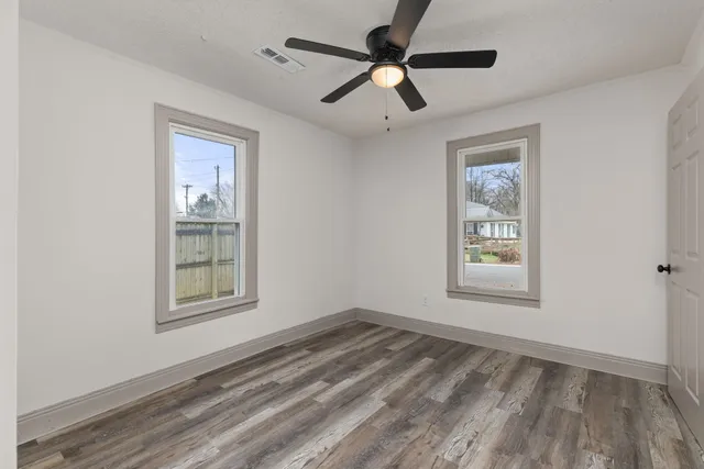 $1,100 | 208 Plummer Street, Lawrenceburg, TN 38464