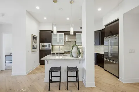 $1,290,000 | 402 Rockefeller, Unit 406, Irvine, CA 92612