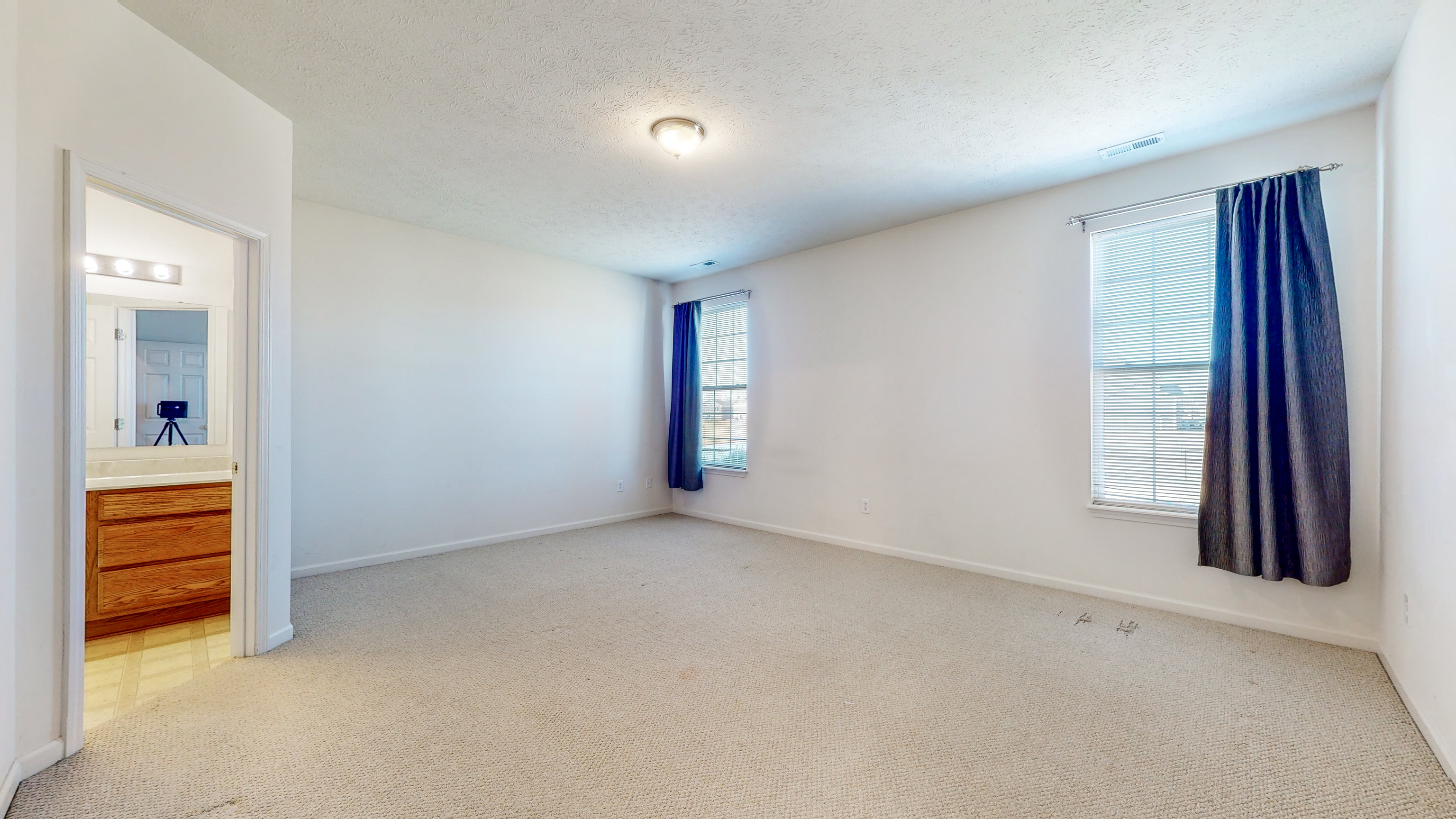 4414 Bow Ridge Lane Indianapolis, IN 46239 - Photo 15 of 35 Gallery Image 15