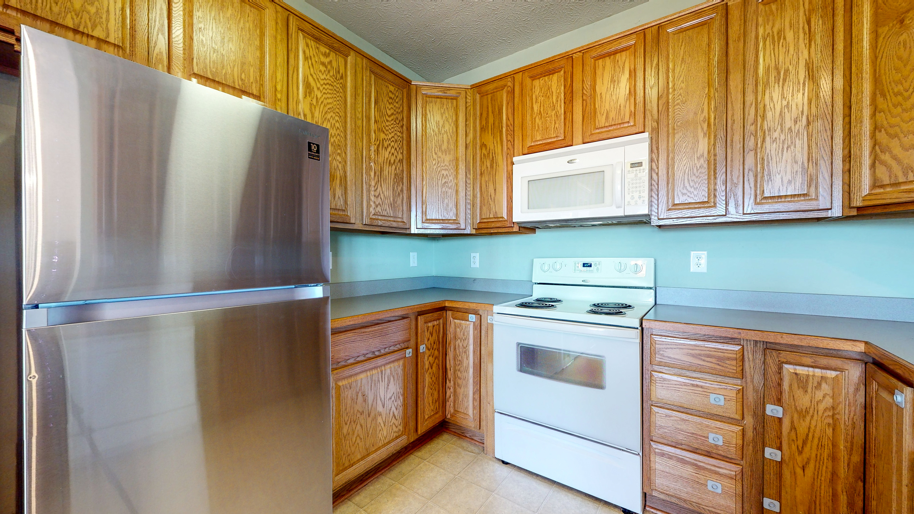 4414 Bow Ridge Lane Indianapolis, IN 46239 - Photo 10 of 35 Gallery Image 10