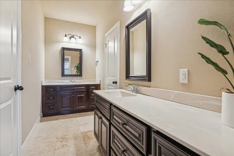 $359,900 | 11002 Upland Forest Drive, Houston, TX 77043