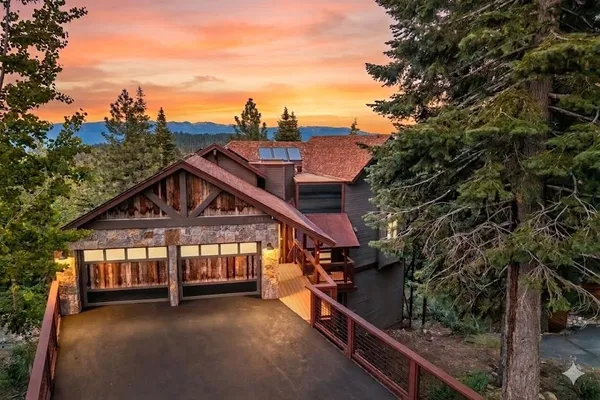 $2,998,000 | 12684 Muhlebach Way, Truckee, CA 96161