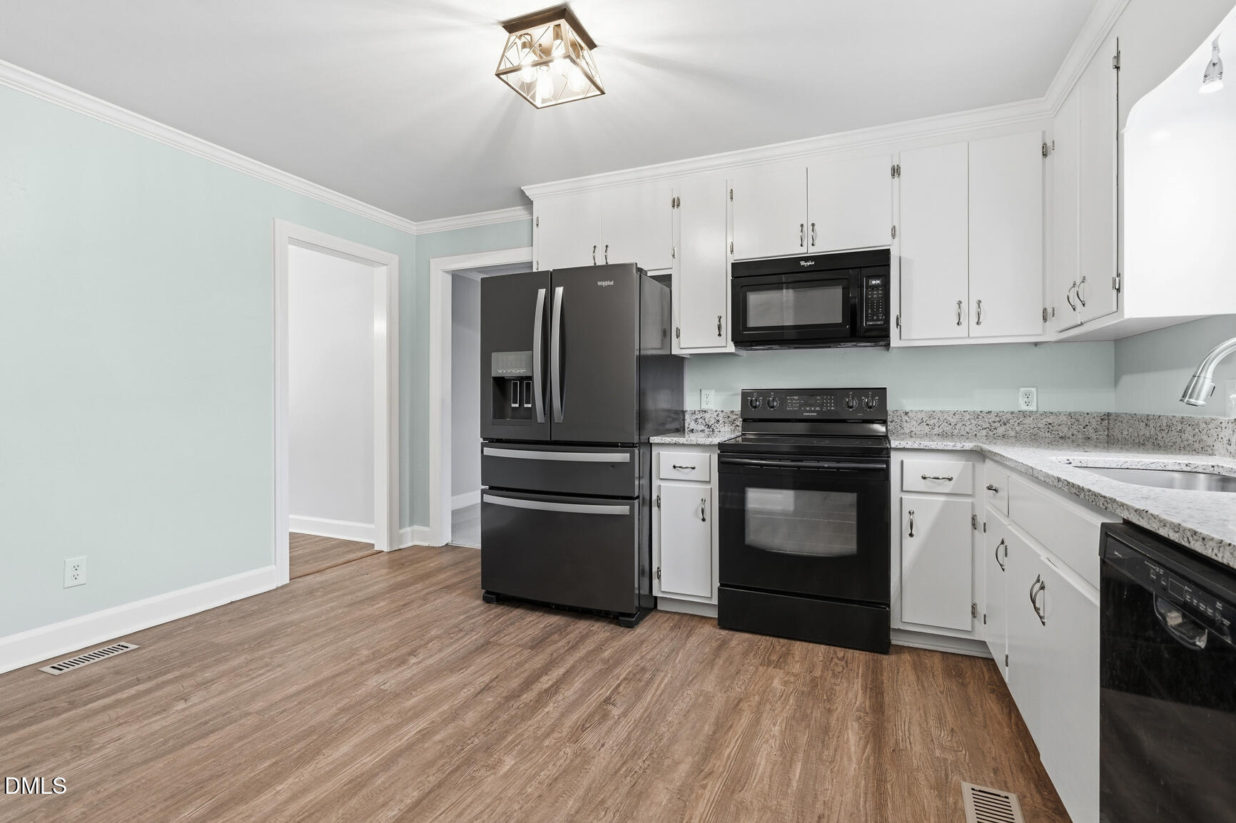 4712 Crest Road Wilson, NC 27893 - Photo 11 of 31 011-4712CrestRoad-Wilson-NC-27893-FULL