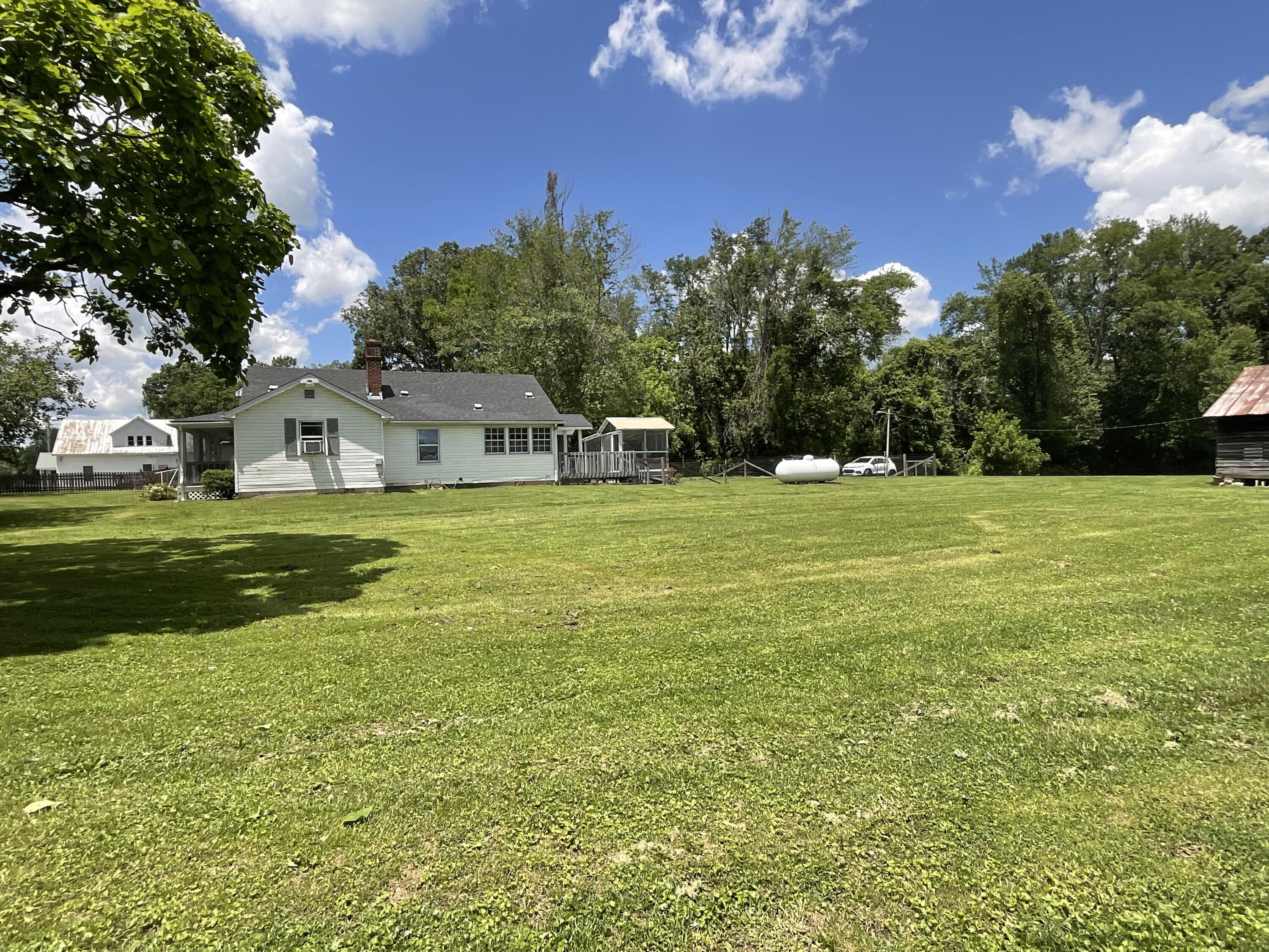 9477 Spencer Road Mount Sterling, KY 40353 - Photo 9 of 52 IMG_3565