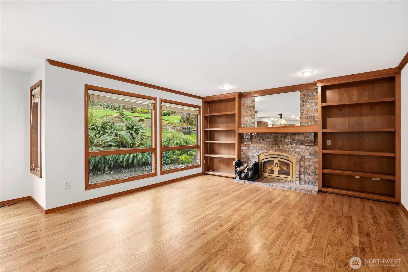 18605 Southeast 174th Way Renton, WA 98058 - Photo 12 of 40