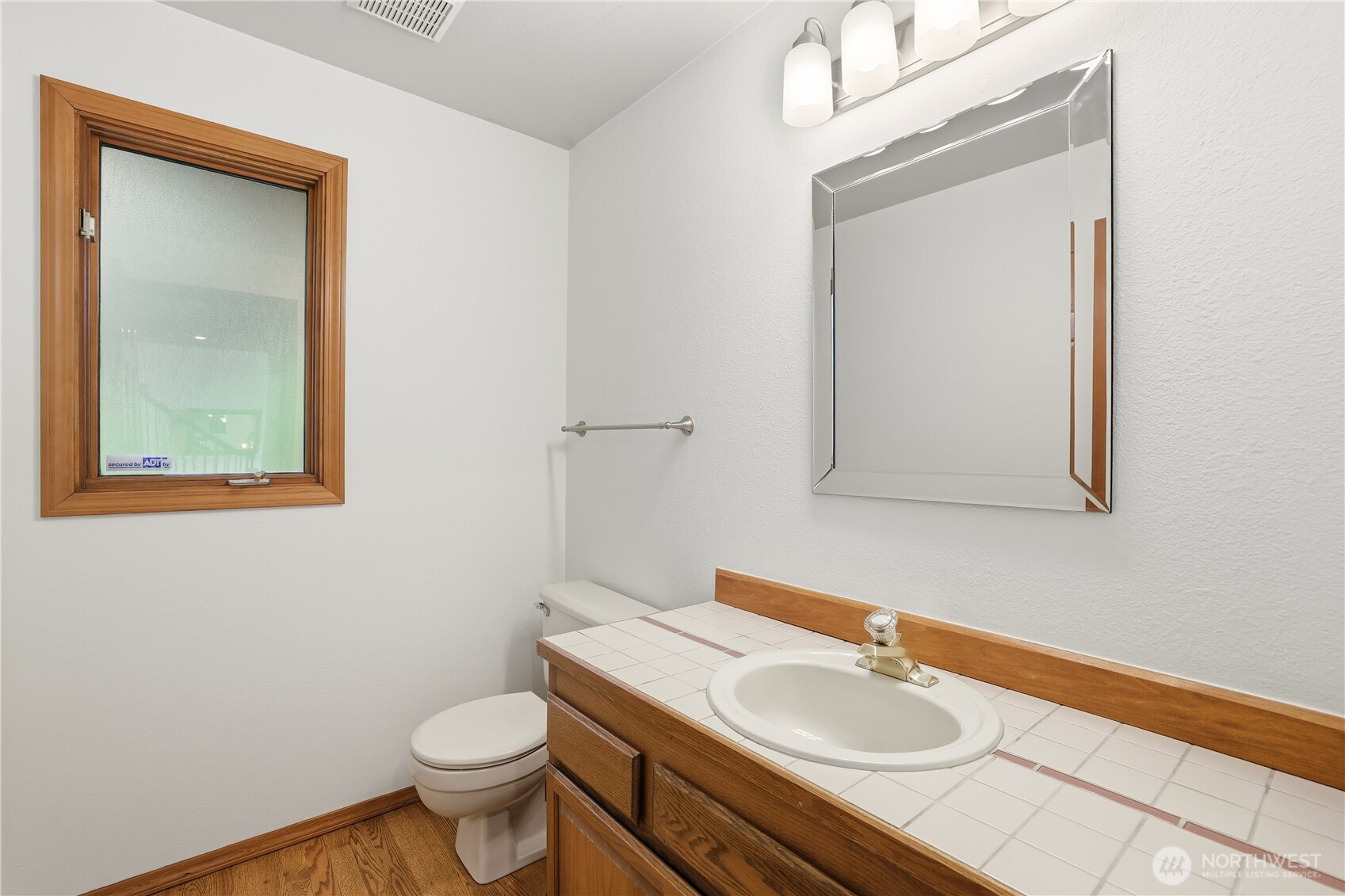 18605 Southeast 174th Way Renton, WA 98058 - Photo 16 of 40