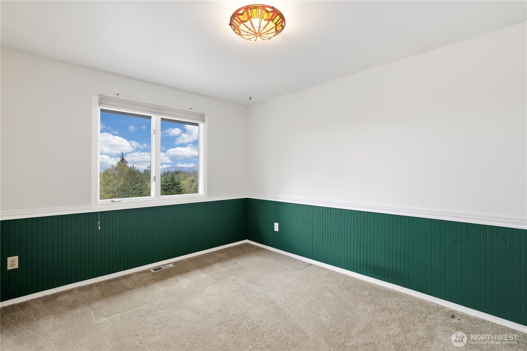 18605 Southeast 174th Way Renton, WA 98058 - Photo 29 of 40