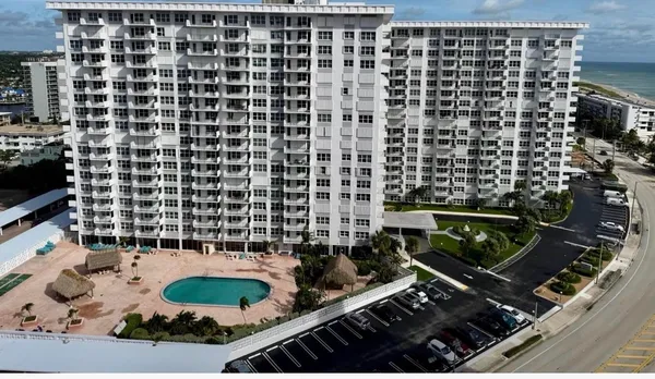 $2,975 | 405 North Ocean Boulevard, Unit 207, Pompano Beach, FL 33062