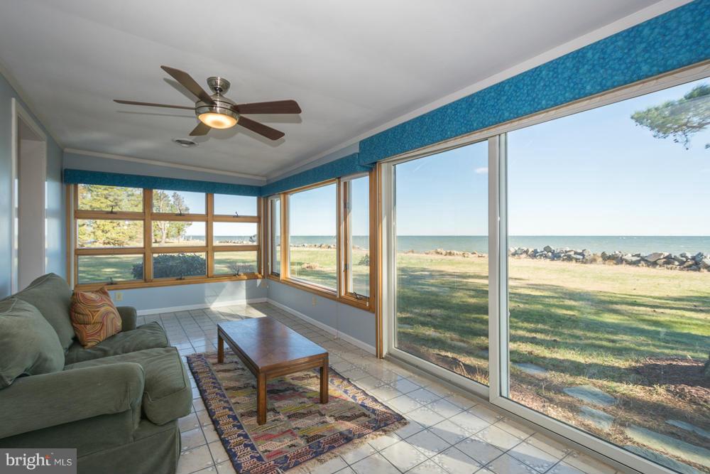 50781 Holly Point Road Dameron, MD 20628 - Photo 3 of 19 Interior (General)