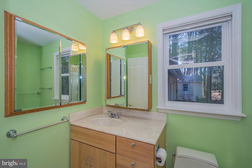 50781 Holly Point Road Dameron, MD 20628 - Photo 9 of 19 Bath (Master)