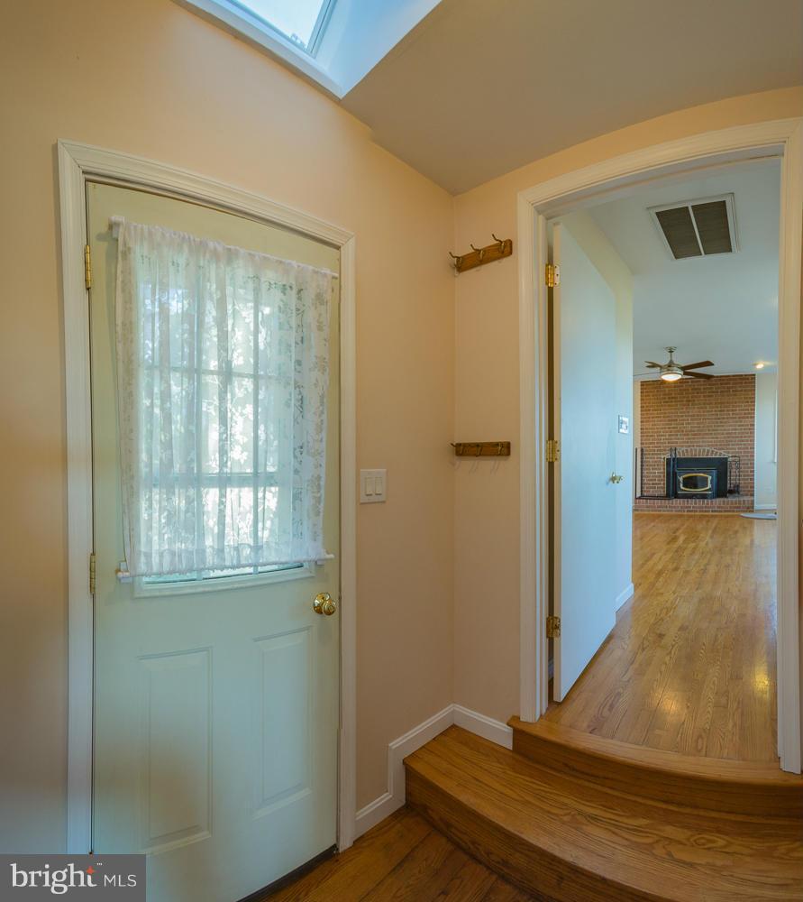 50781 Holly Point Road Dameron, MD 20628 - Photo 10 of 19 Interior (General)
