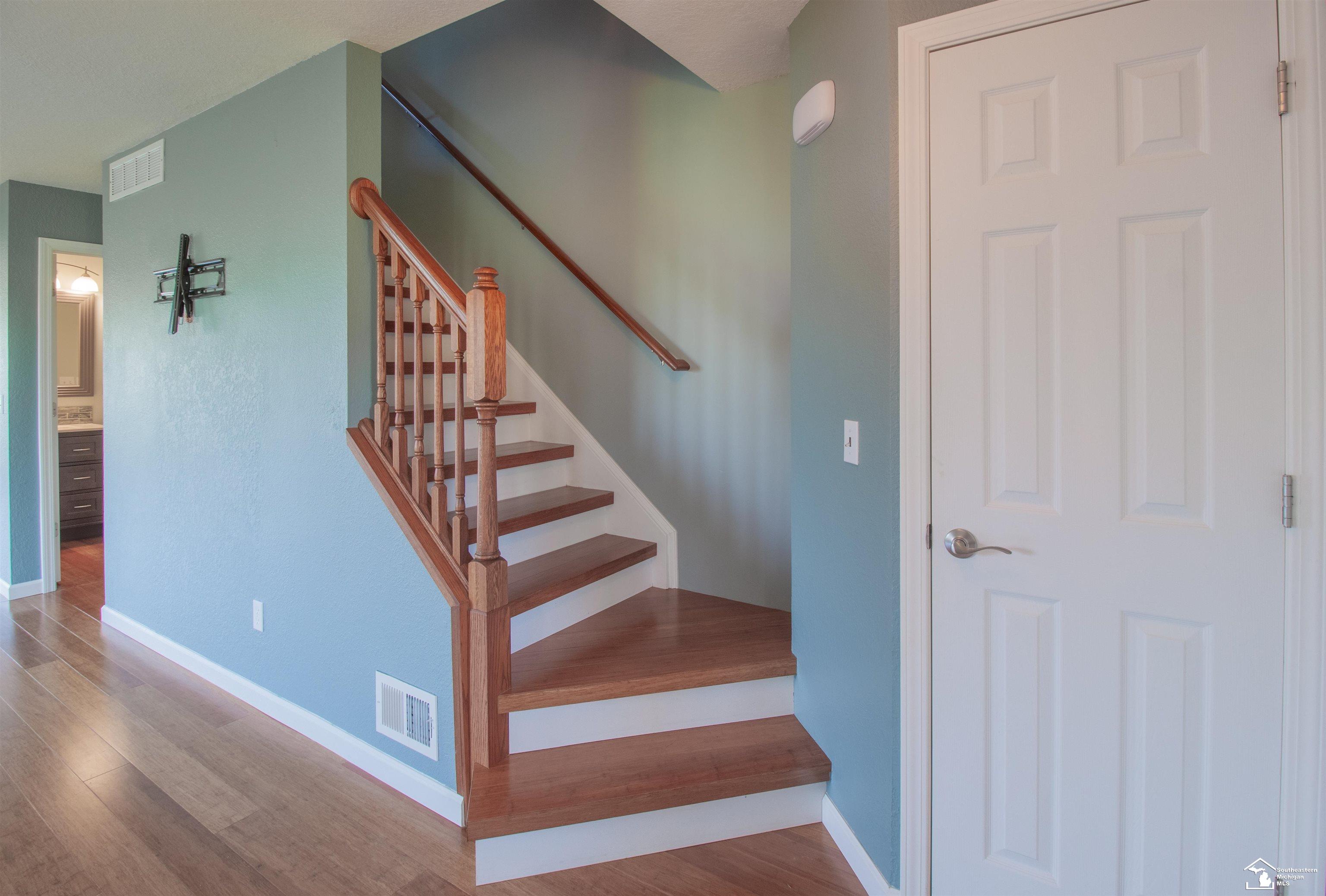 704 West Erie Road Temperance, MI 48182 - Photo 12 of 42