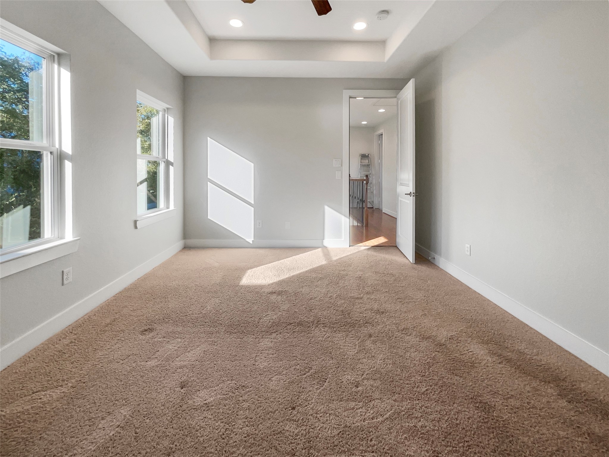 6625 Letein Street Houston, TX 77008 - Photo 10 of 17 a view of a livingroom with a ceiling fan and window