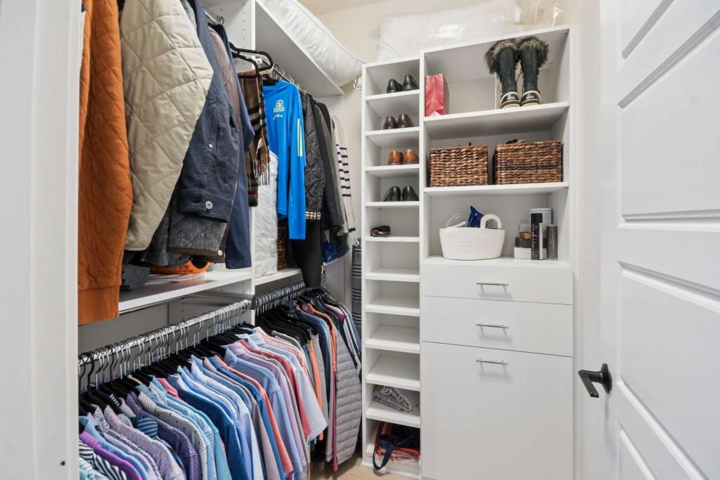 2561 Thompson Road Northeast Brookhaven, GA 30319 - Photo 22 of 47 a view of walk in closet with clothes and shoes