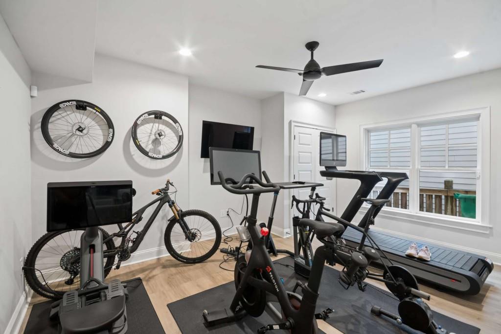 2561 Thompson Road Northeast Brookhaven, GA 30319 - Photo 33 of 47 a view of a room with gym equipment