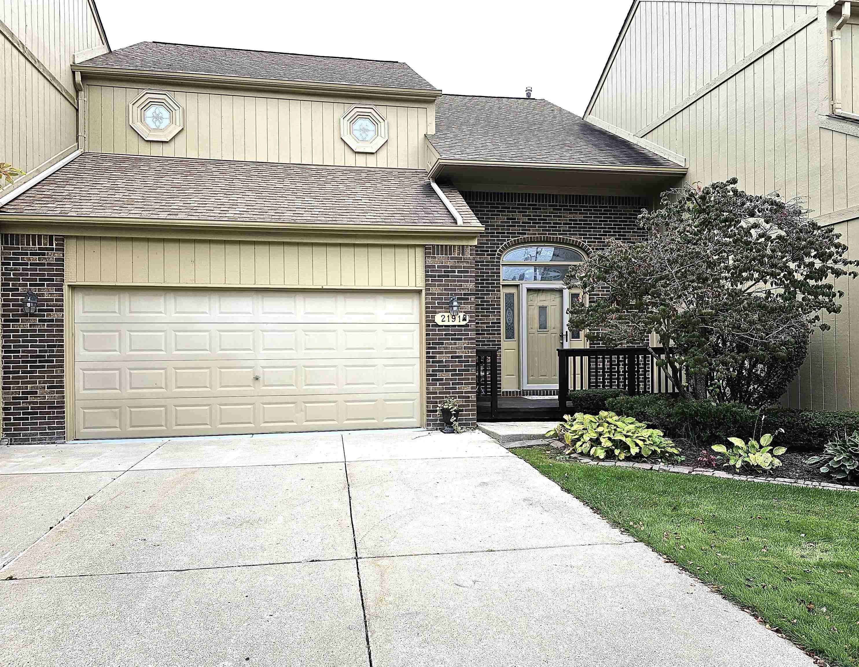 2191 Crystal Drive Rochester, MI 48309 - Photo 1 of 63