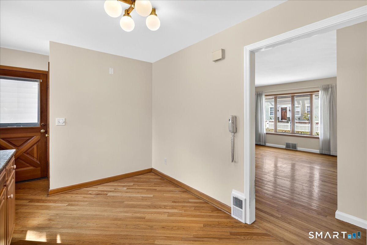 47 Barrett Street Hamden, CT 06517 - Photo 14 of 40