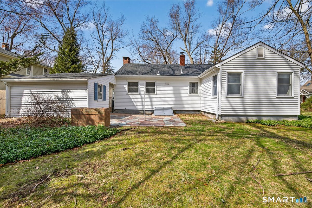 47 Barrett Street Hamden, CT 06517 - Photo 30 of 40